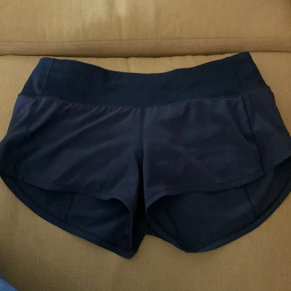 Lululemon shorts 4